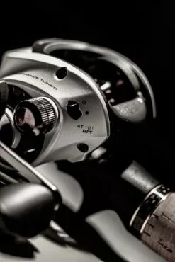 Quantum Accurist Baitcast AT101 HPT -Bait Ingredients Sales Store 22 570101 5